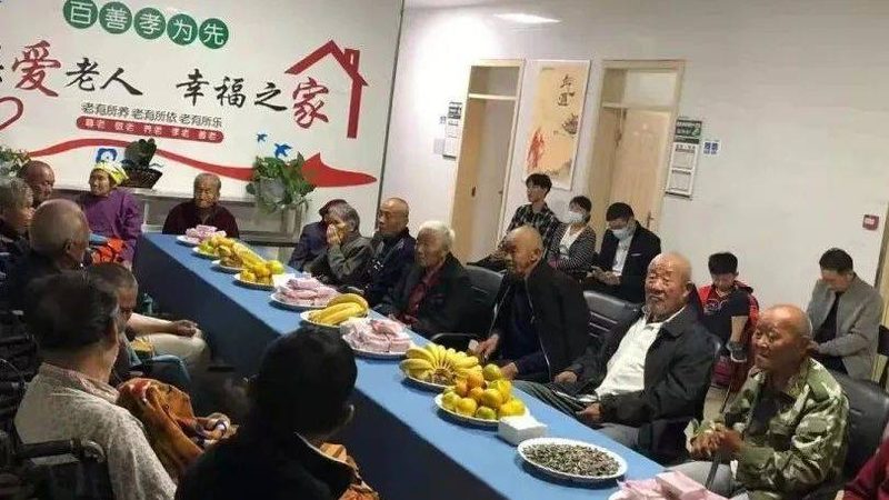 护理床尺寸选不对，老人翻身都受罪